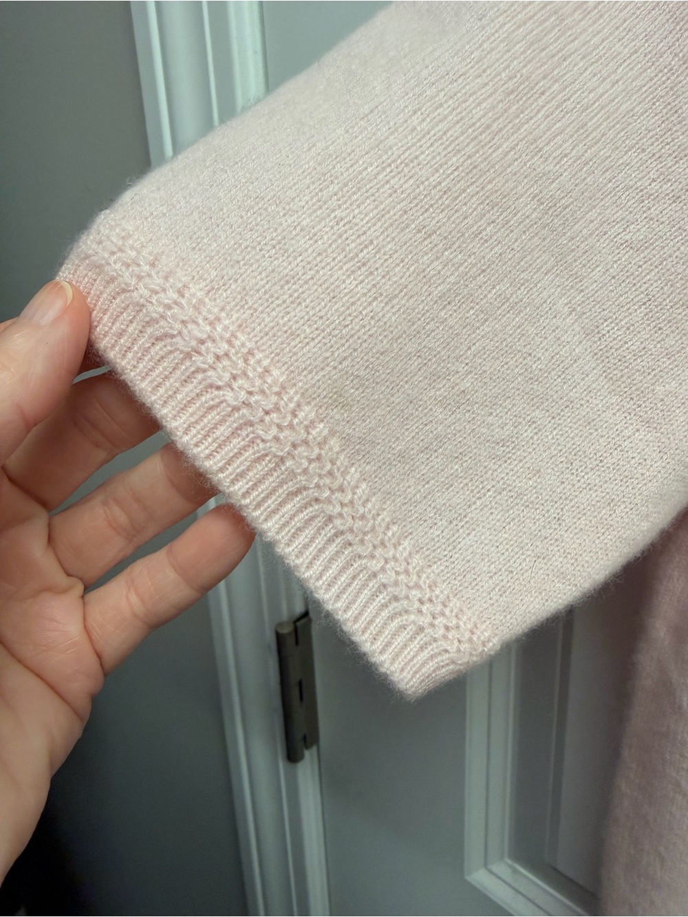 NWT Banana Republic lightweight cashmere short-sleeve sweater size M light pink - Picture 5 of 7